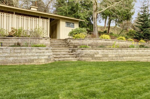 Retaining Wall Construction in Redmond